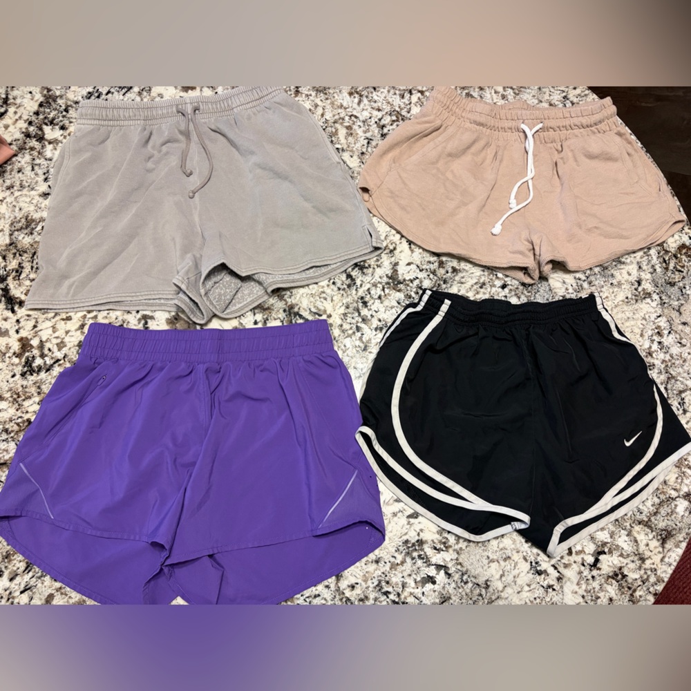 Juniors size Small